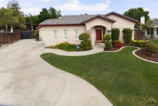 9703 Valerio Ct, Bakersfield, CA 93312-5935