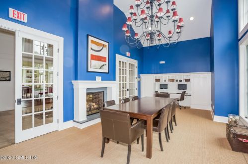 77 Havemeyer Ln, Stamford CT  06902-2153 exterior