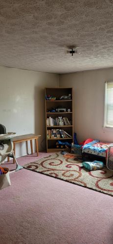 153 Elm St, London OH  43140-1135 exterior