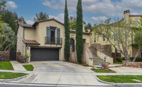 28 Climbing Vine, Irvine CA  92603-0200 exterior