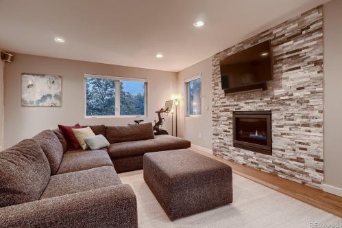 1140 Cook St, Denver CO 80205-5010 exterior