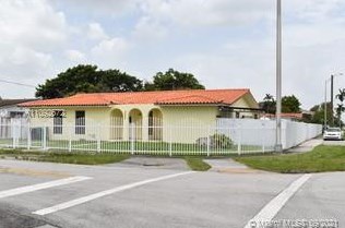 3200 103rd Ct, Miami, FL 33165-3802