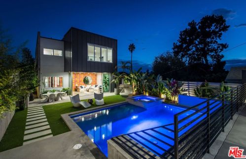 1027 Avenue A, Redondo Beach CA  90277-4819 exterior