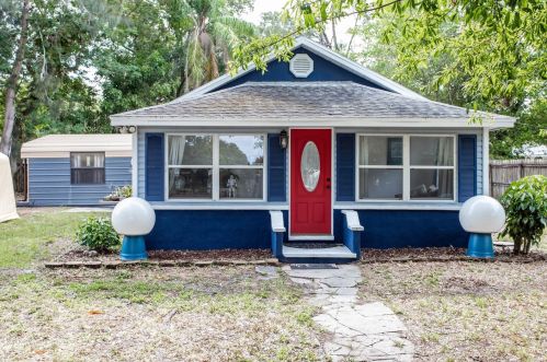 4307 46th St, Saint Petersburg, FL 33714-3449