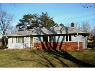 1665 County Road B, Saint Paul, MN 55109-3613