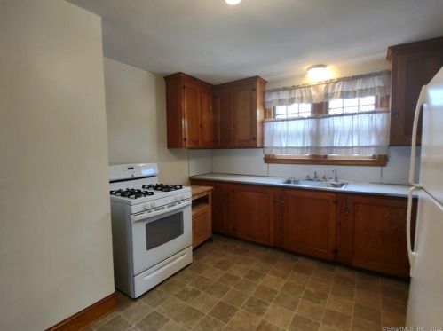 1130 Boulevard, Hartford CT  06119-1715 exterior