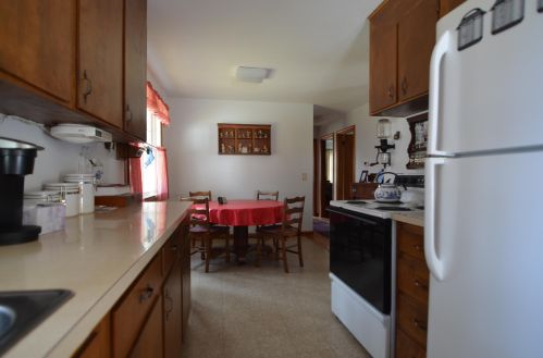 477 Bound Tree Rd, Hopkinton, NH 03229-3125