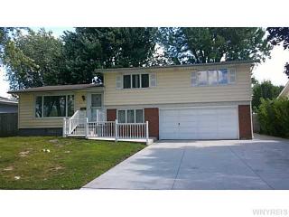 312 Woodmere Dr, Tonawanda, NY 14150-5567