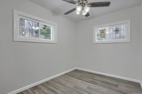 12 Mona Lisa Ln, Warwick NY  10990-2654 exterior