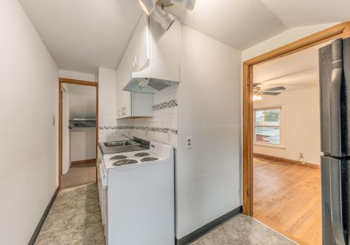 2741 63, Milwaukee WI 53210-2148 exterior