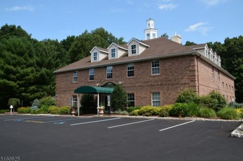 6110 Richmond Rd, West Milford Lakes NJ  07480-5117 exterior