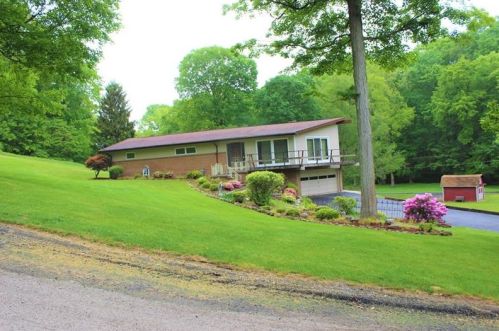 801 Hazelcroft Ave, New Castle, PA 16105-2319