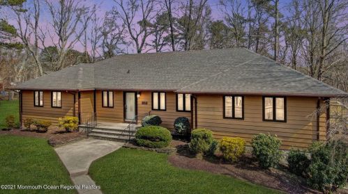 353 Jackson Mills Rd, East Freehold, NJ 07728-8062