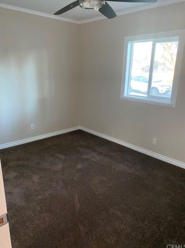 7472 Lionel St, Paramount CA 90723-2025 exterior