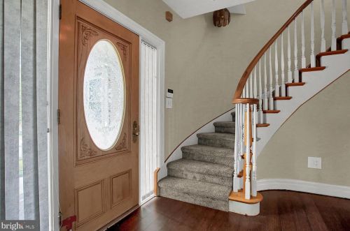 3655 Derry St, Harrisburg PA 17111-4354 exterior