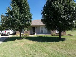 65 Kirk Cir, Dyersburg, TN 38024-7199