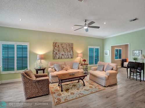 7725 Mansfield Hollow Rd, Delray Beach FL  33446-3375 exterior