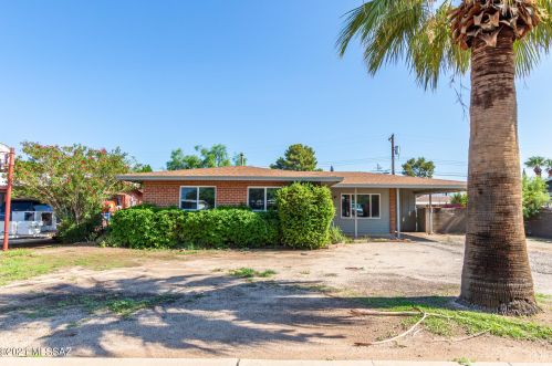7017 Calle Orion, Tucson, AZ 85710-5451