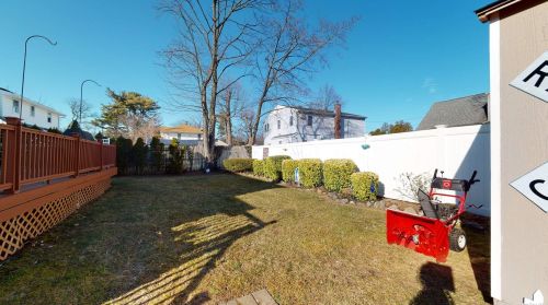 710 Stewart Ave, Bethpage NY  11714-2715 exterior
