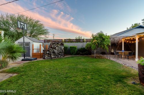 1809 17 Ave, Phoenix AZ 85027-5308 exterior