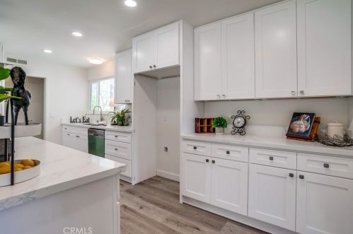 10621 Geraldine Rd, Garden Grove, CA 92840-1614