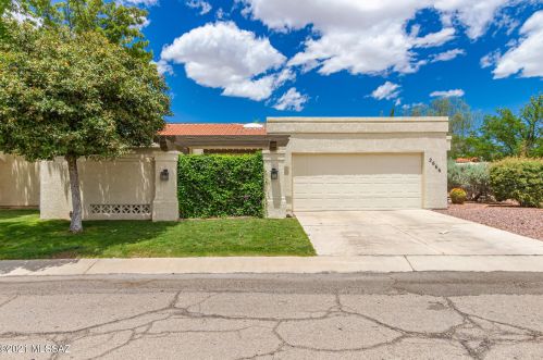 2666 Crown King Dr, Tucson, AZ 85741-2576