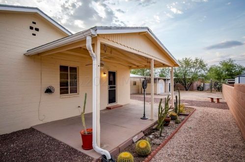 1019 Simmons St, Tucson, AZ 85705-2563