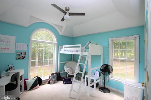 3908 Rapidan Hills Dr, Locust Grove VA  22508-2271 exterior