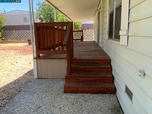 229 Queens Way, West Pittsburg, CA 94565-5430