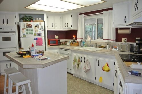 194 La Paloma Dr, Lodi CA  95240-0711 exterior