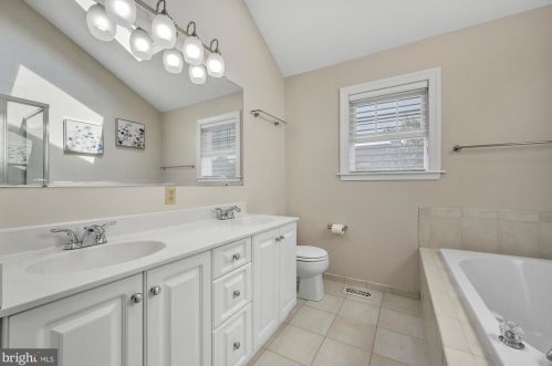 103 Flannery Dr, Norristown PA 19403-2876 exterior