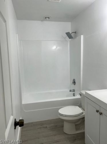 2131 28th St, Cape Coral FL  33914-3953 exterior