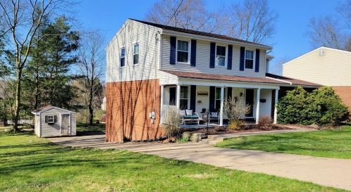 105 Summerhill Ln, Trafford, PA 15085-1445