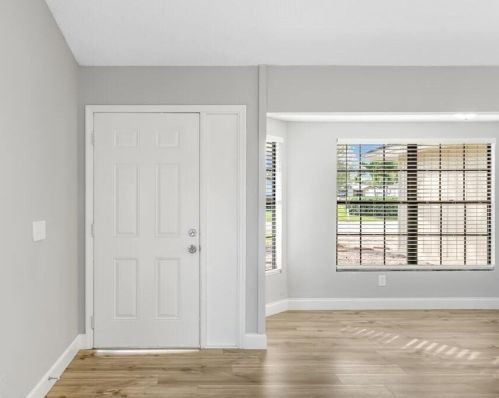 2890 1 Pl, Vero Beach FL 32968-2549 exterior