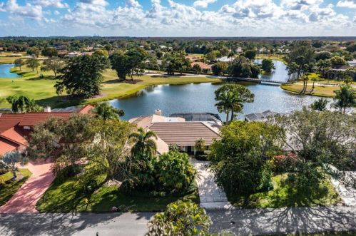 85 Dunbar Rd, West Palm Beach, FL 33418-6815