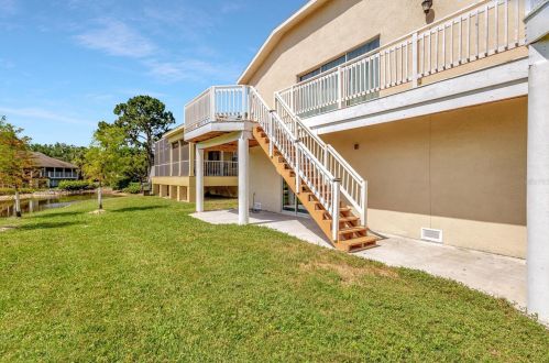 1040 Pointe Alexis Dr, Tarpon Springs FL  34689-7119 exterior