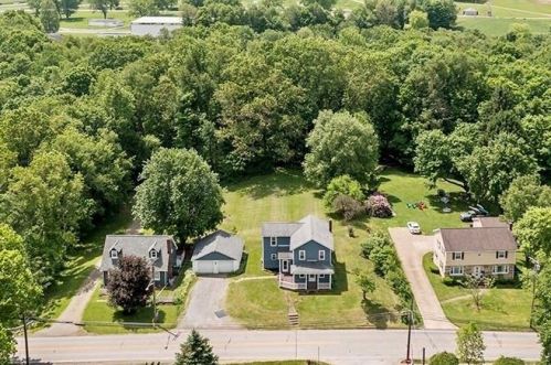 1210 Walnut St, Stoneboro, PA 16153-2516