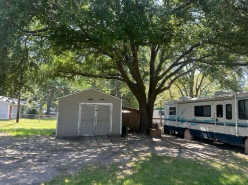 120 Saturn Dr, Chita, TX 75862-8679