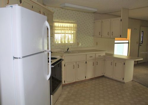1929 Regina Dr, Lake Alfred FL  33850-6302 exterior