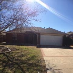 12516 3rd St, Yukon OK  73099-6404 exterior