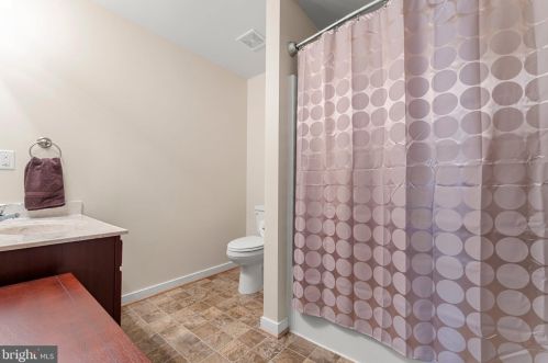 84 Cove Ln, Montross VA  22520-4026 exterior