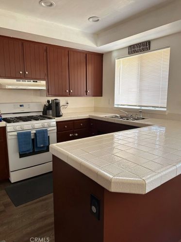 951 California Ave, Beaumont CA  92223-1617 exterior