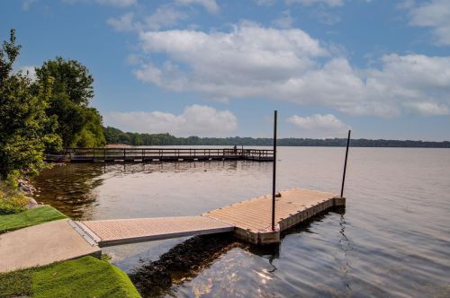 2800 44th St, Minneapolis MN  55410-1549 exterior