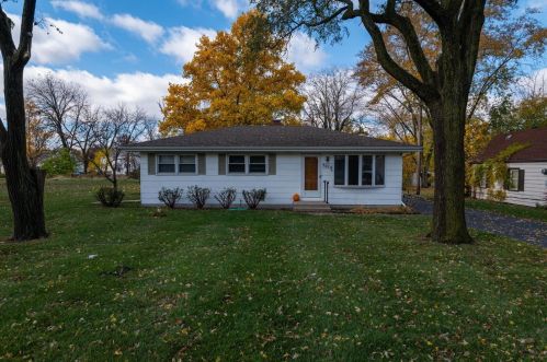 7014 Catherine St, Gary, IN 46410-3632