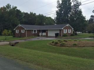 2704 Evergreen Ln, Burlington, NC 27215-8807