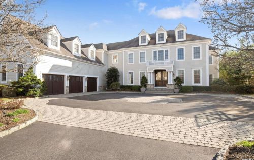 6 Legends Cir, Huntington Station, NY 11747-5302