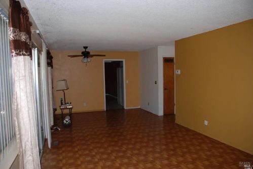 490 Nut Tree Rd, Vacaville CA  95687-3321 exterior