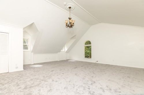 11 Oldham Rd, Raymond NH  03077-1609 exterior