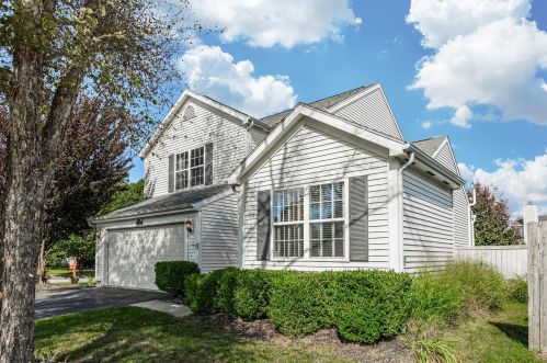 2054 Summer Banks Dr, Darbydale, OH 43123-4861