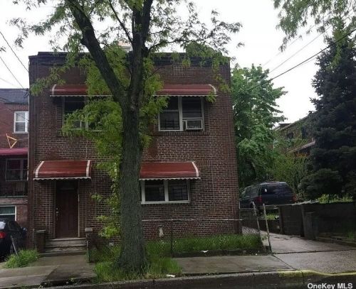 932 Adee Ave, Bronx, NY 10469-3918